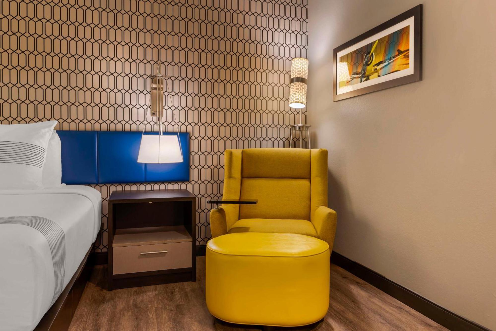 Glo Hotel Asheville-Blue Ridge Parkway Esterno foto
