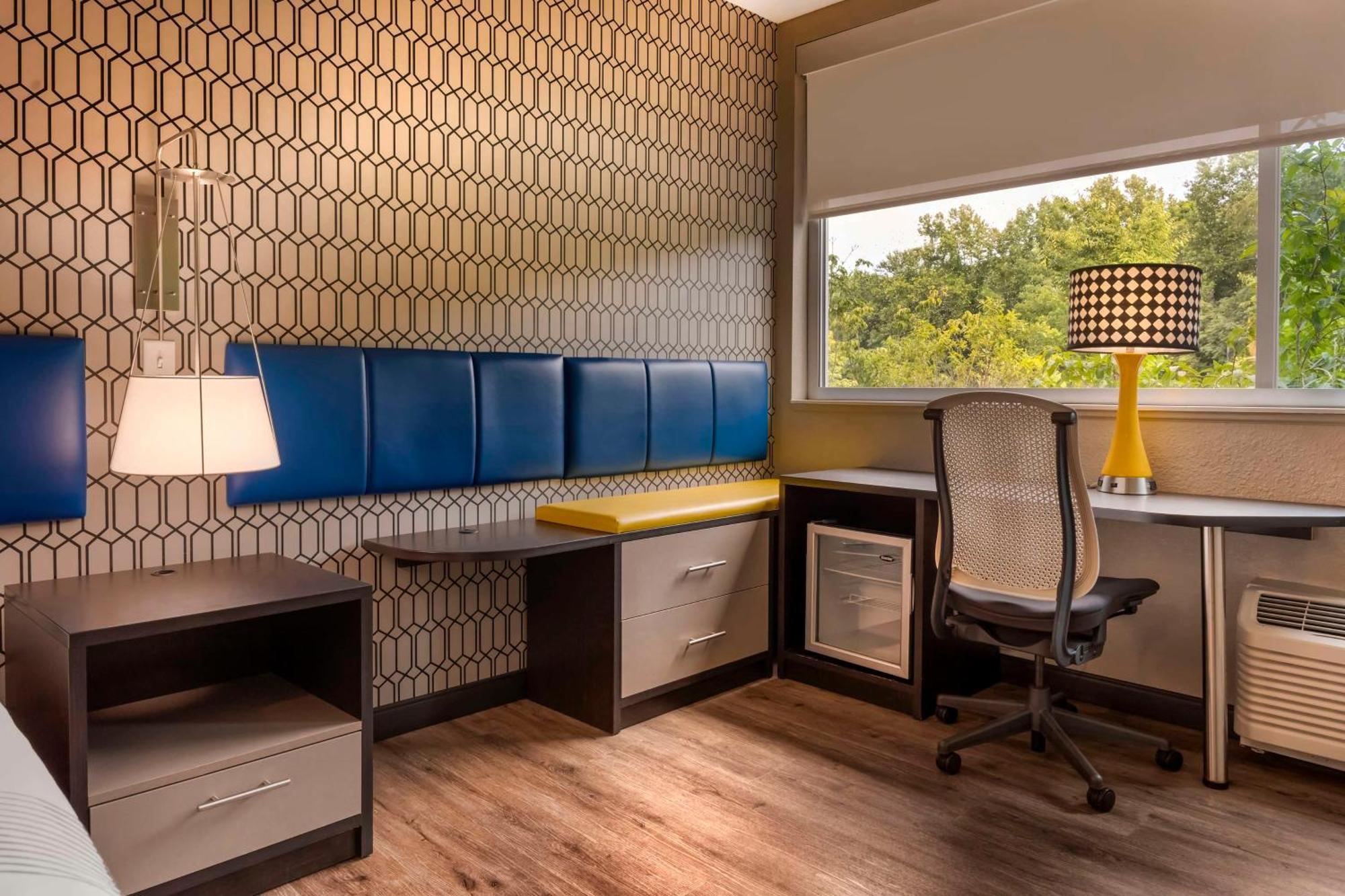 Glo Hotel Asheville-Blue Ridge Parkway Esterno foto